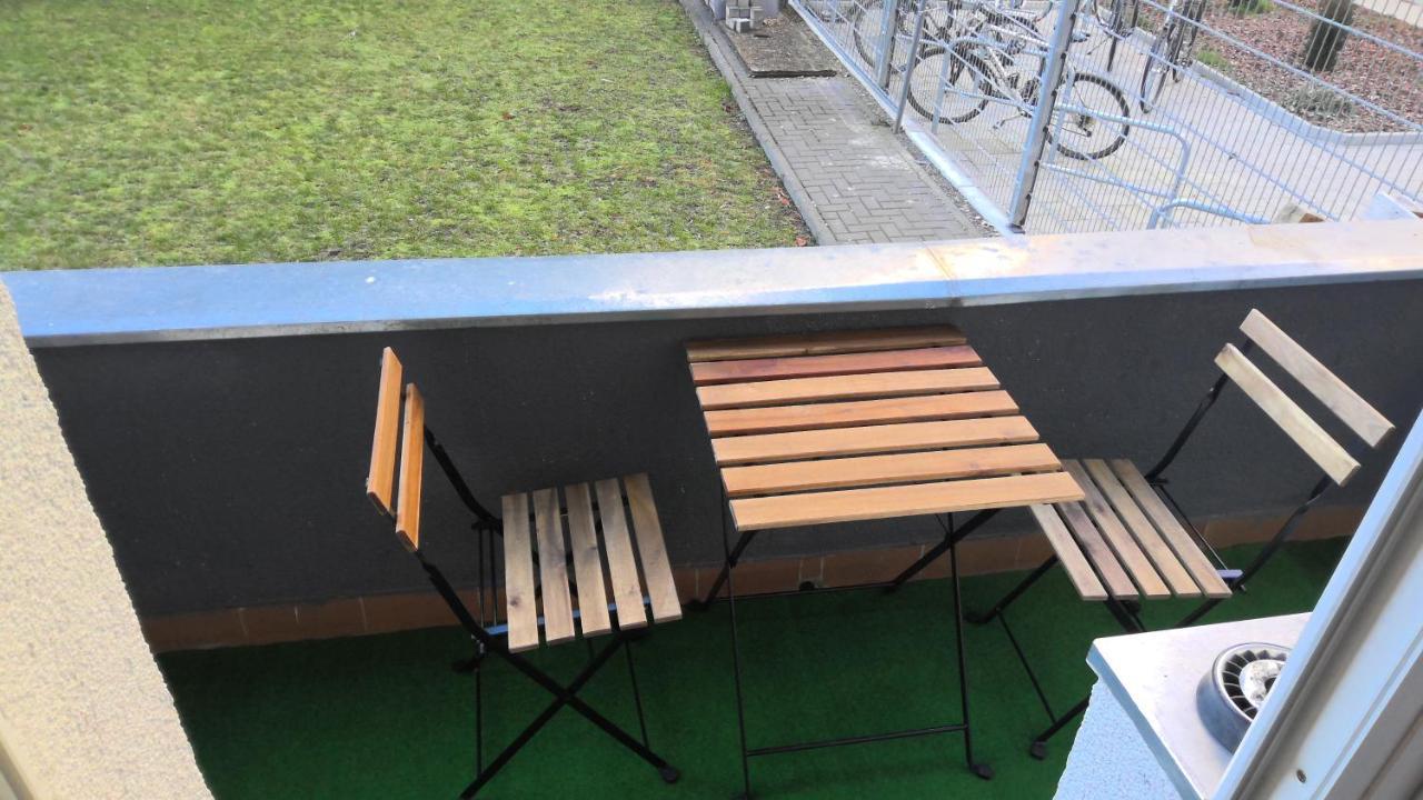 Berlin Pur - Wohnung Fuer Bis Zu 12 Personen Exterior photo
